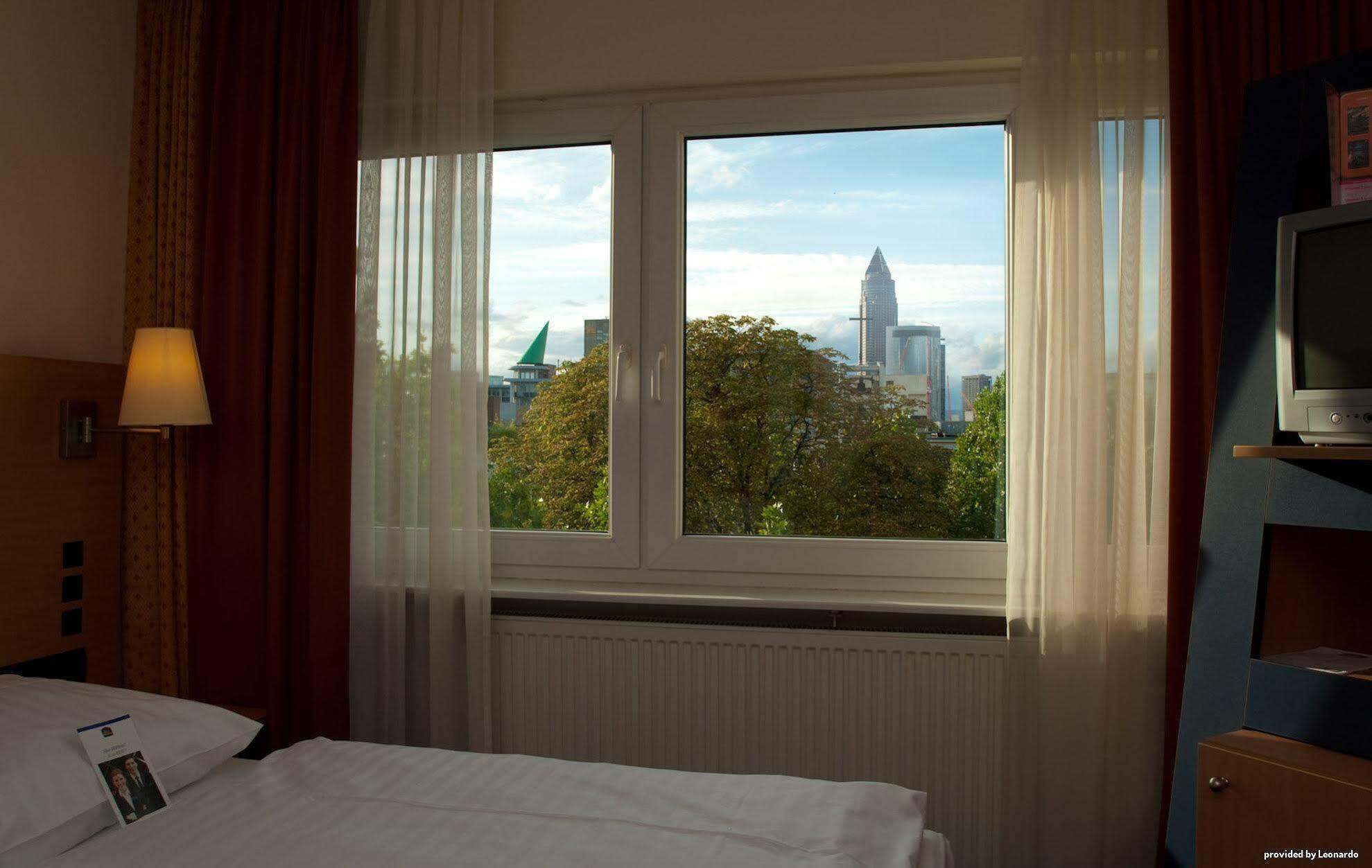 Hotel Plaza Frankfurt nad Mohanem Pokoj fotografie